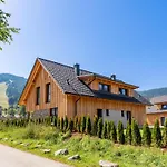 Chalet Bergzicht 2a *